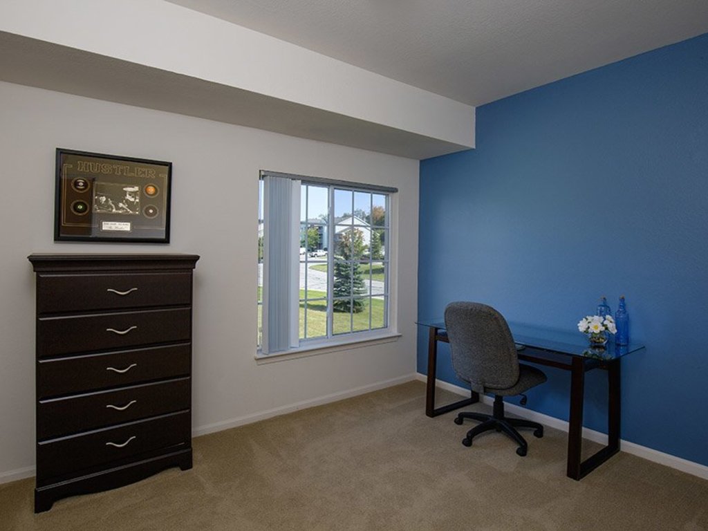 Apartments in Bath MI Somerset Park