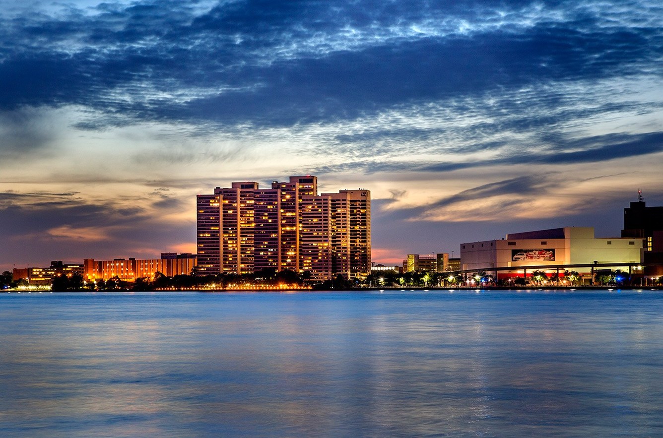 Detroit Riverfront Apartments Riverfront Towers