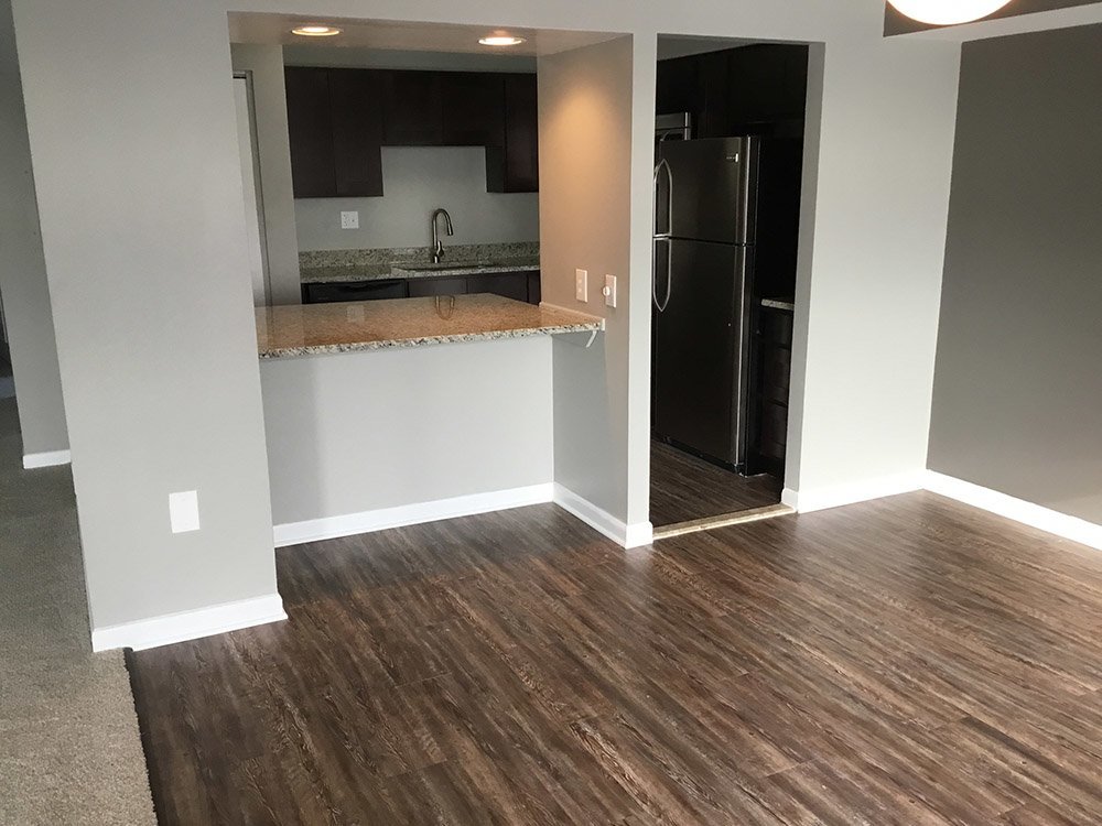 Detroit Riverfront Apartments | Riverfront Towers | Welcome