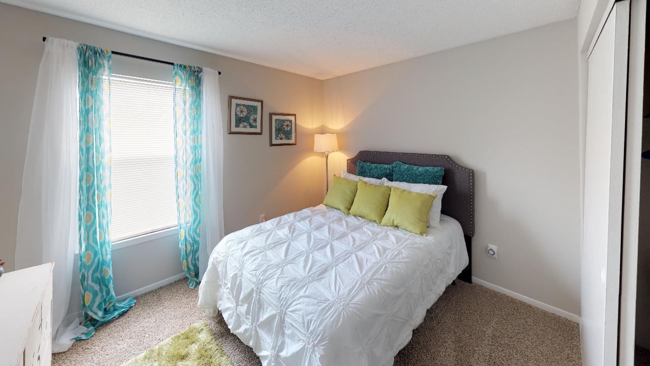 Home Apartments in Gardendale, AL Woodbrook Apartments