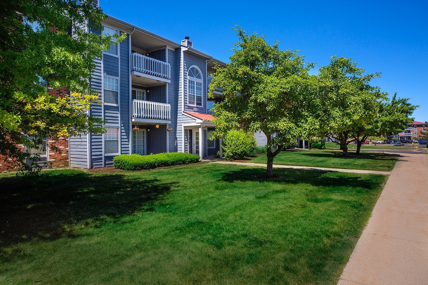 Runaway Bay Apartments Lansing, MI Gallery