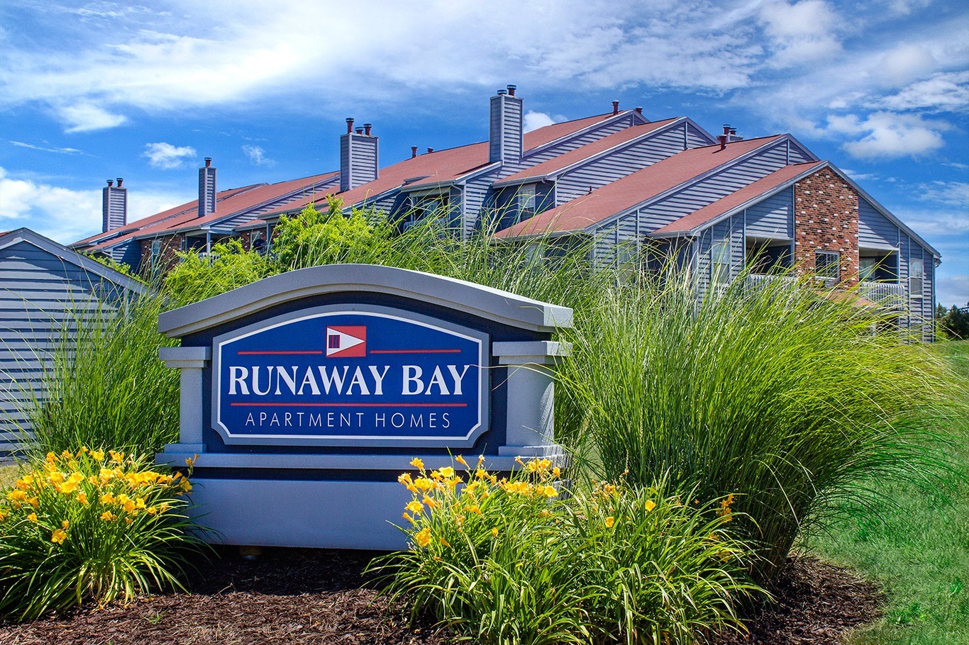 Runaway Bay Apartments Lansing, MI Gallery