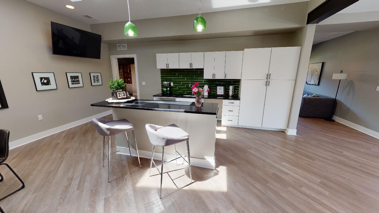 Pet Friendly Apartments in Lansing, Michigan Stonehedge Apartments