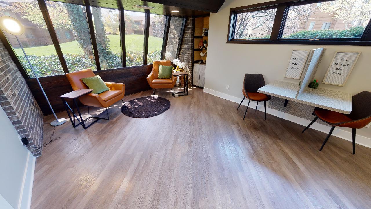 Pet Friendly Apartments in Lansing, Michigan Stonehedge Apartments