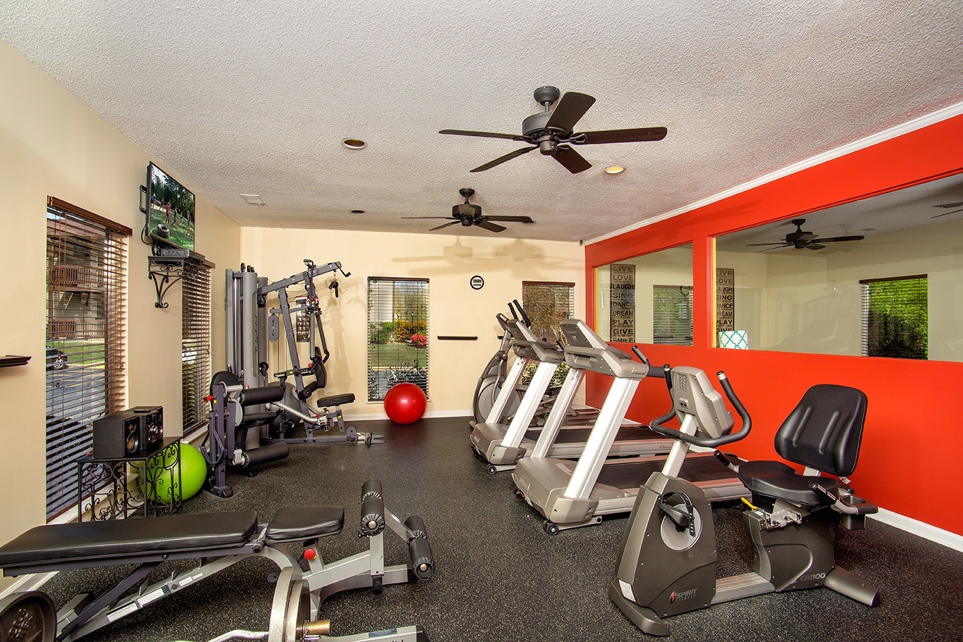 Home Apartments in Gardendale, AL Woodbrook Apartments