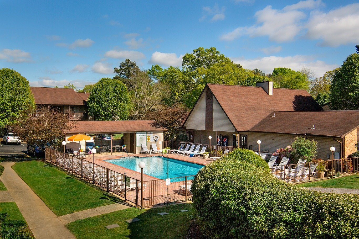 Home Apartments in Gardendale, AL Woodbrook Apartments