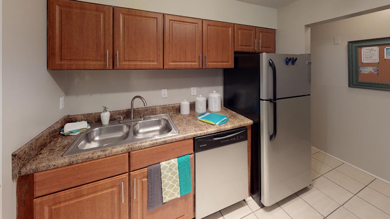 Home Apartments in Gardendale, AL Woodbrook Apartments