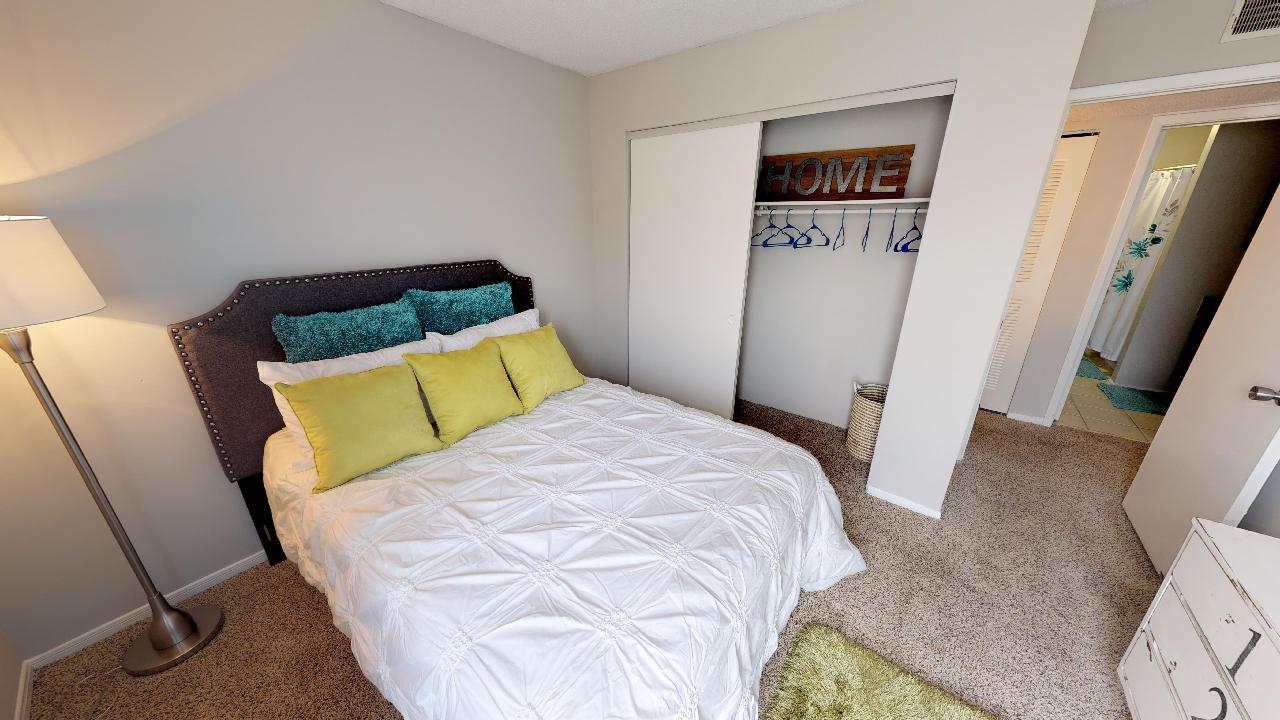 Home Apartments in Gardendale, AL Woodbrook Apartments