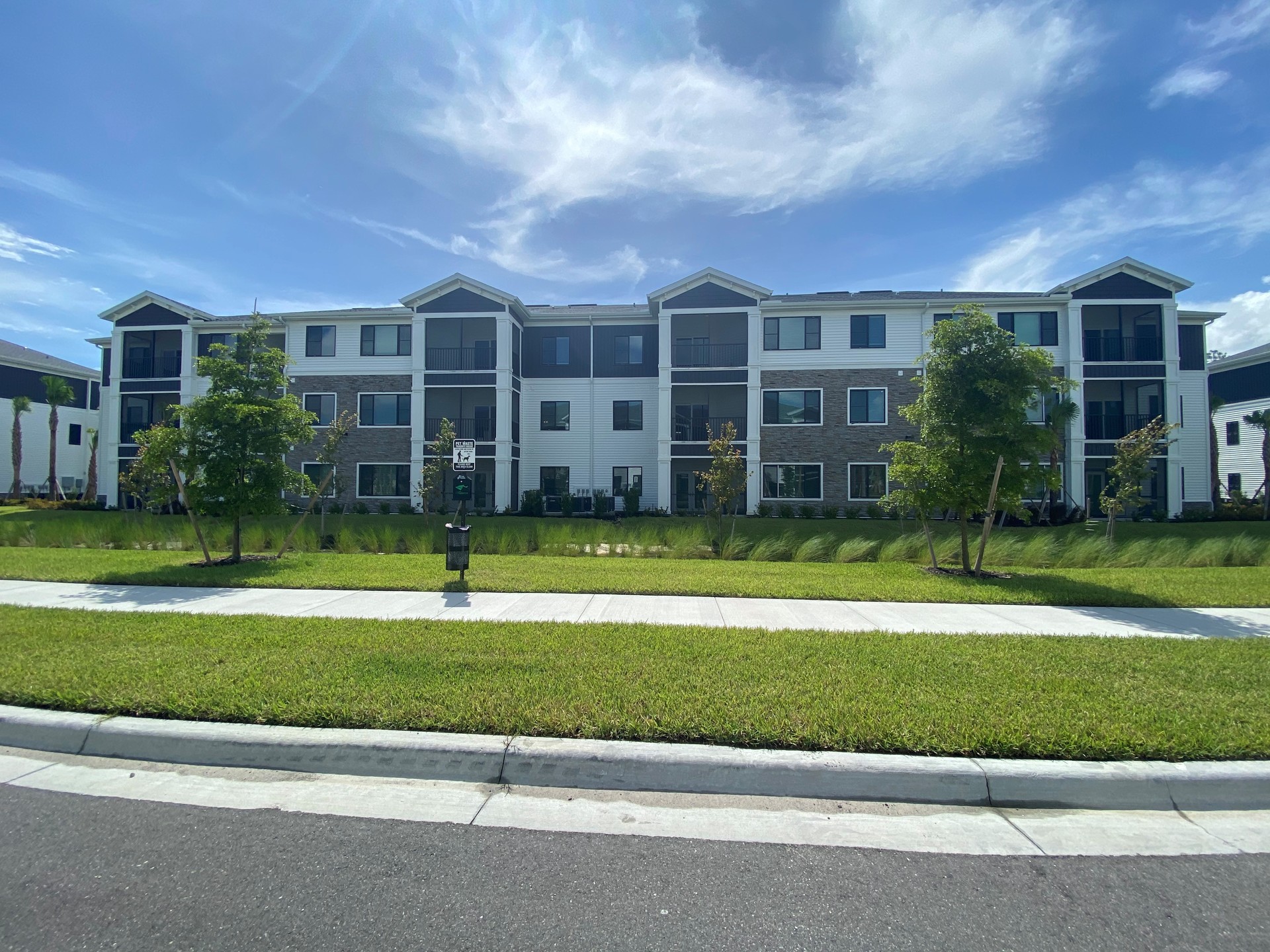 Apartments in Fort Myers, Florida 81 West Apartments Contact