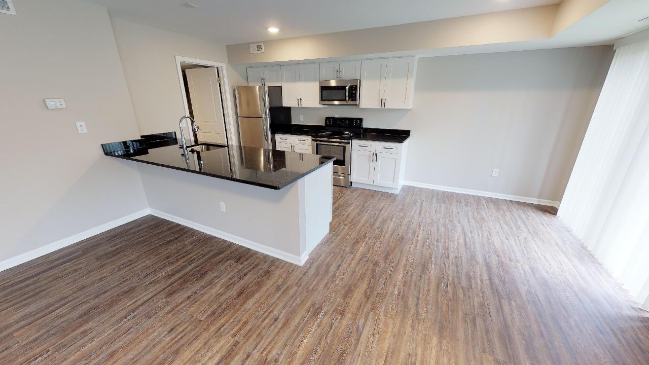 Apartments in West Bloomfield 83 West Location