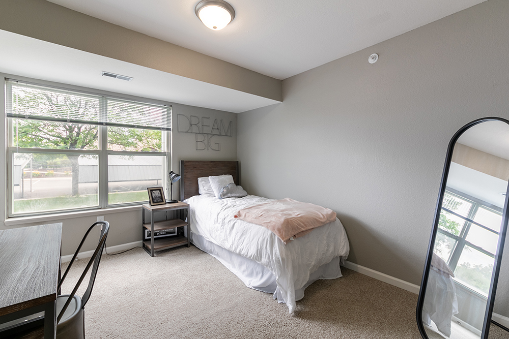 Apartments Okemos, MI Central Park Apartments Features