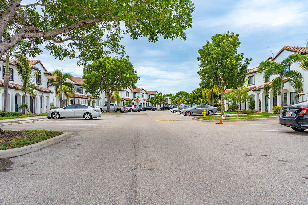Apartments in Naples, Florida Amberton Luxury Townhomes Home
