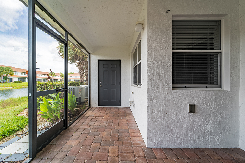 Apartments in Naples, Florida Amberton Luxury Townhomes Home