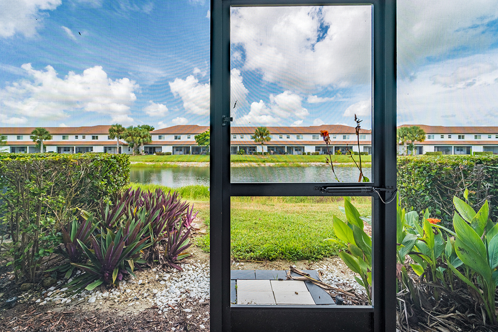 Apartments in Naples, Florida Amberton Luxury Townhomes Home