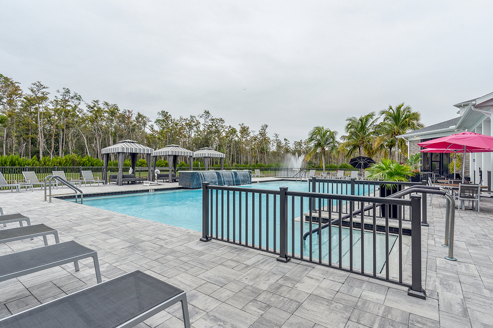 81 West Apartments Fort Myers, FL Residents