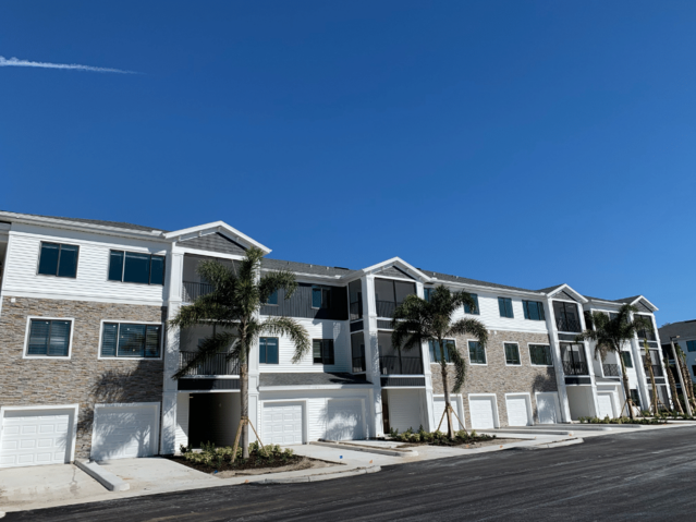 New Luxury Apartments in Fort Myers | 81 West Apartments | Home