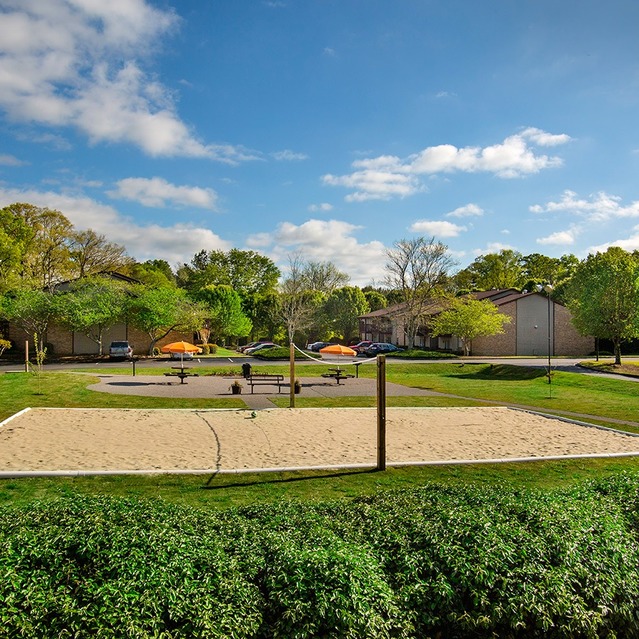 Home Apartments in Gardendale, AL Woodbrook Apartments