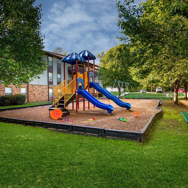 Home Apartments in Gardendale, AL Woodbrook Apartments