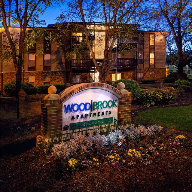Home Apartments in Gardendale, AL Woodbrook Apartments