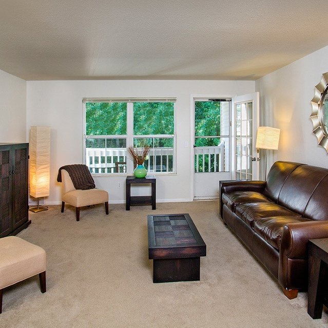 Pet Friendly Apartments Grand Rapids, MI Wyndham Hill