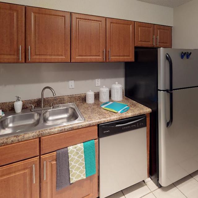 Home Apartments in Gardendale, AL Woodbrook Apartments