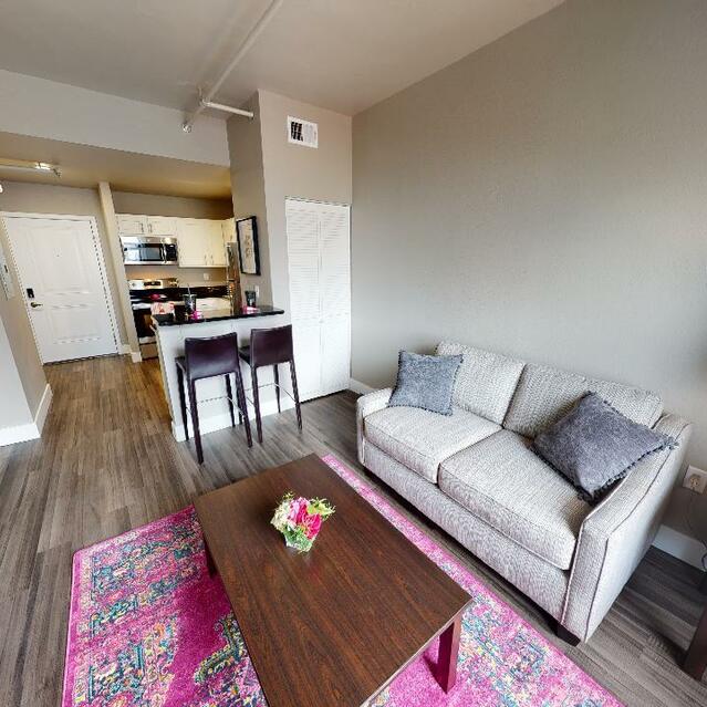 Louisville Luxury Apartments The Flats On Fifth Contact