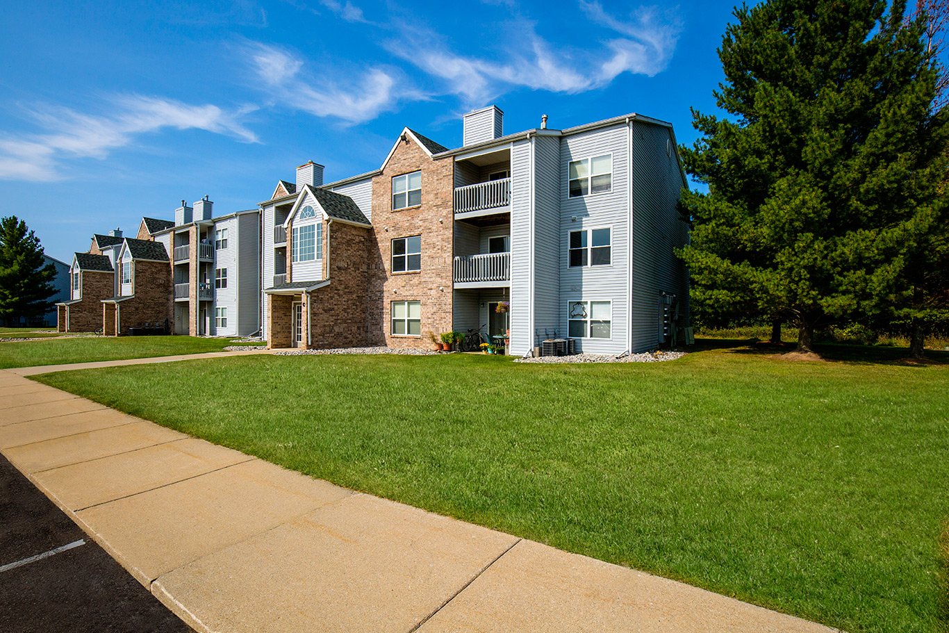 Apartments Okemos MI | Central Park Apartments | Welcome Home